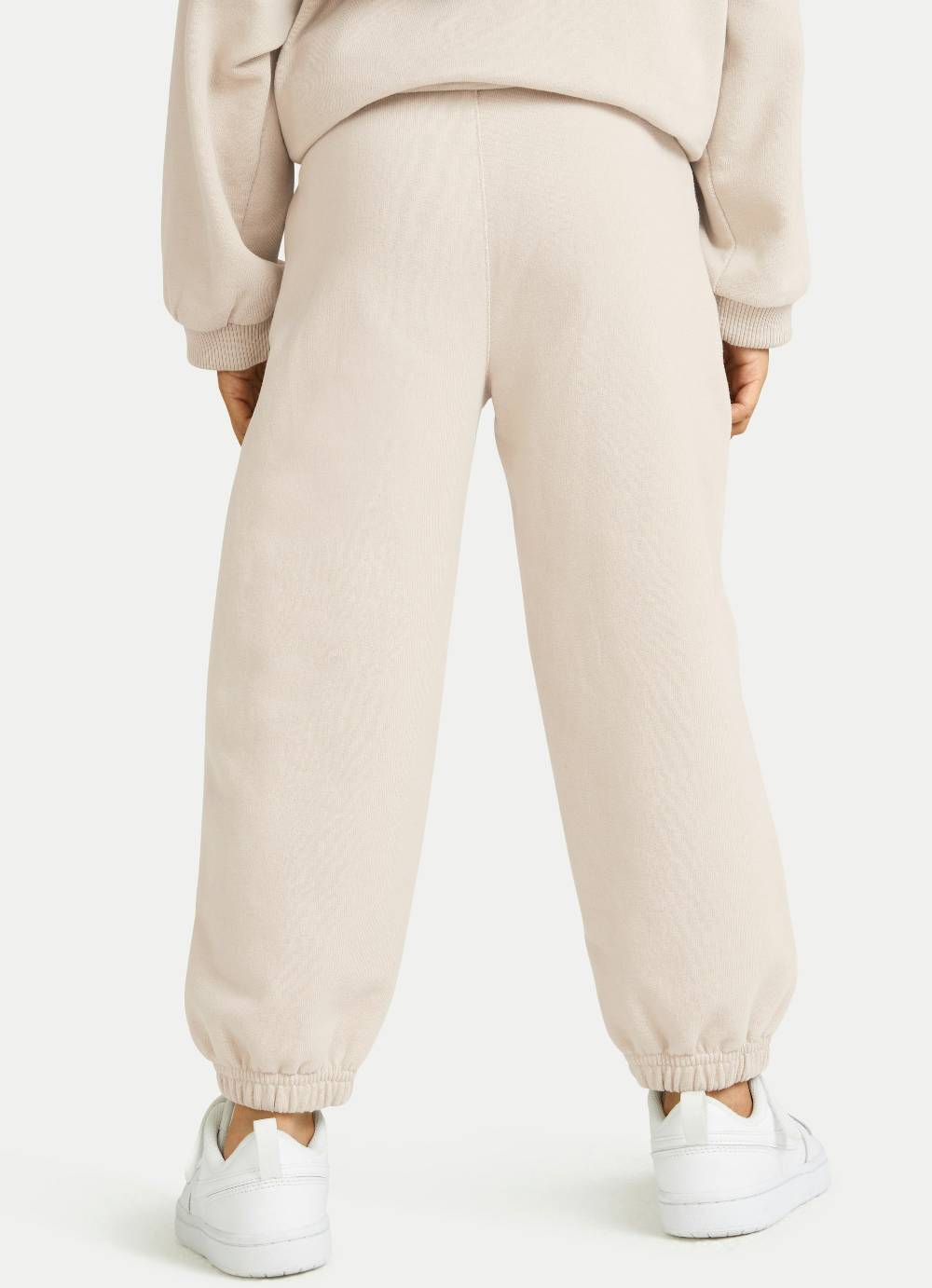 Juvia Loose Fit - Sweatpants