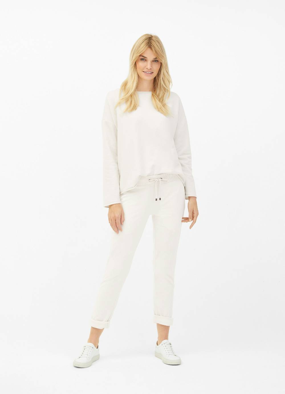 Juvia Loose Fit - Sweatpants