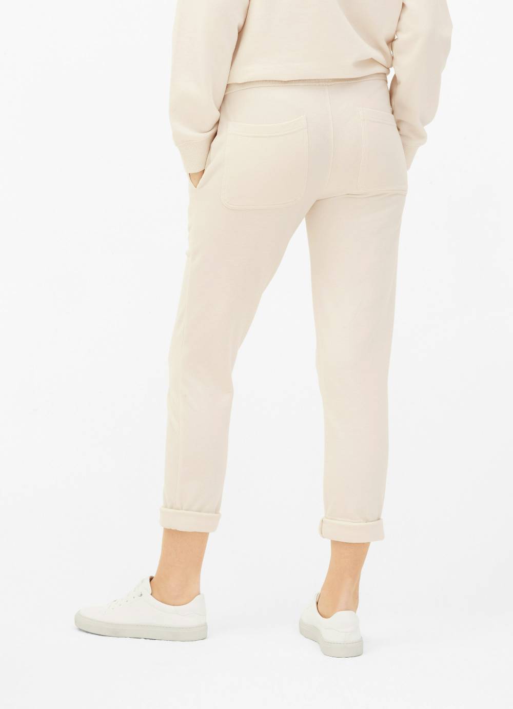 Juvia Loose Fit - Sweatpants