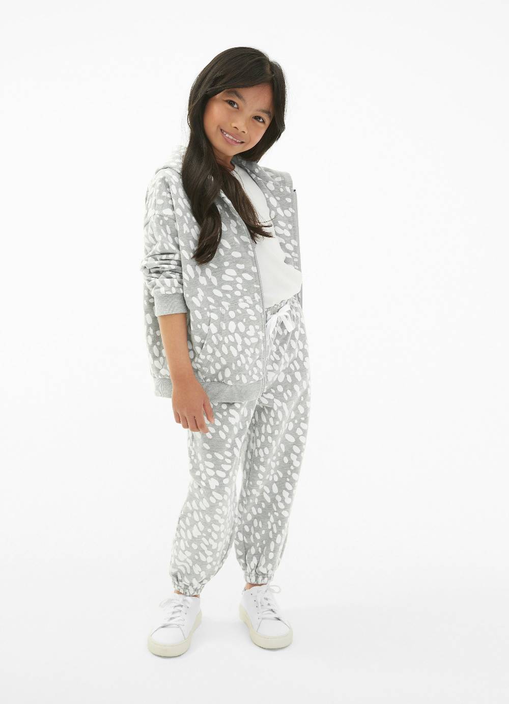 Juvia Loose Fit - Sweatpants