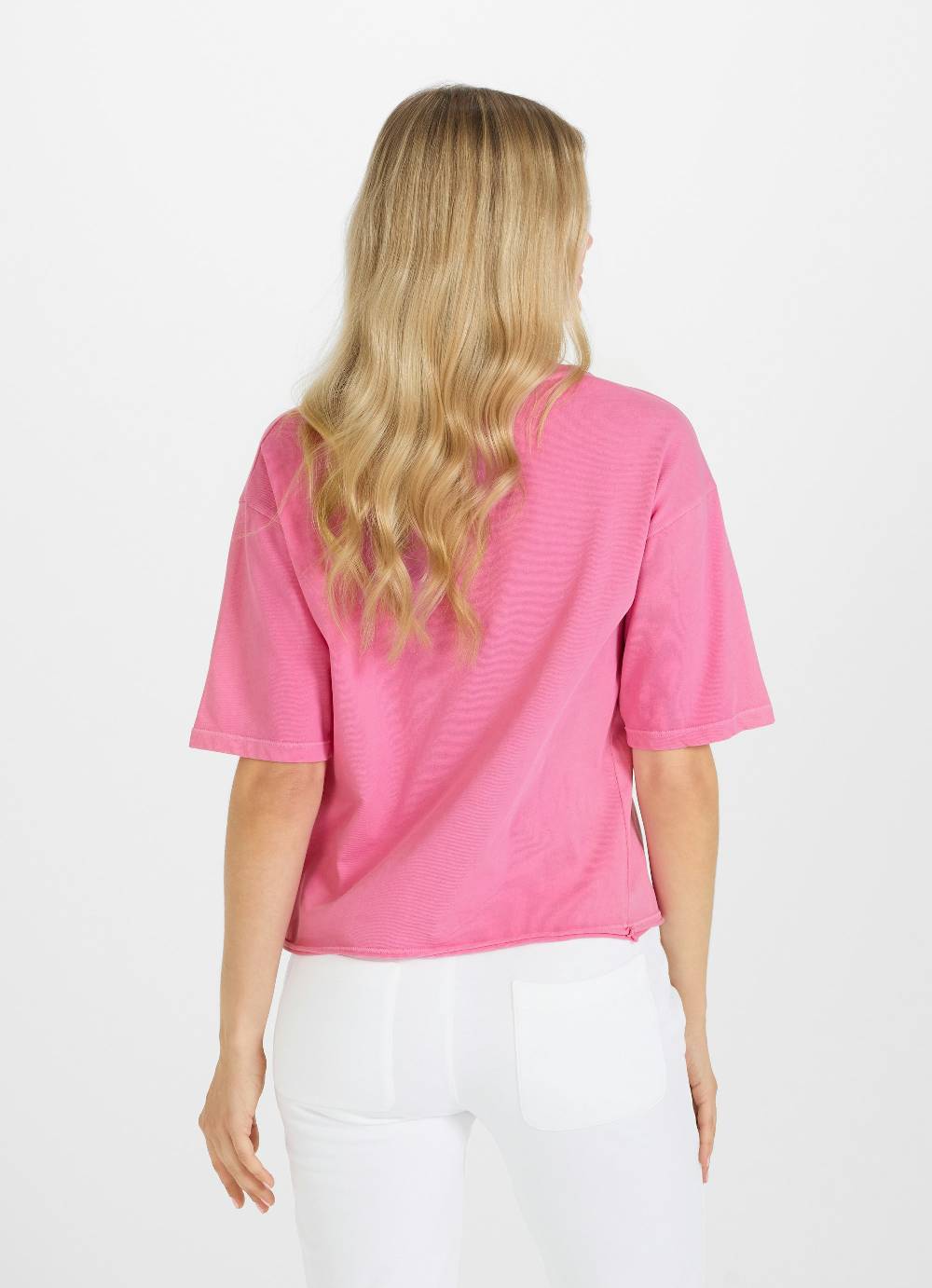 Juvia Loose Fit - T-Shirt