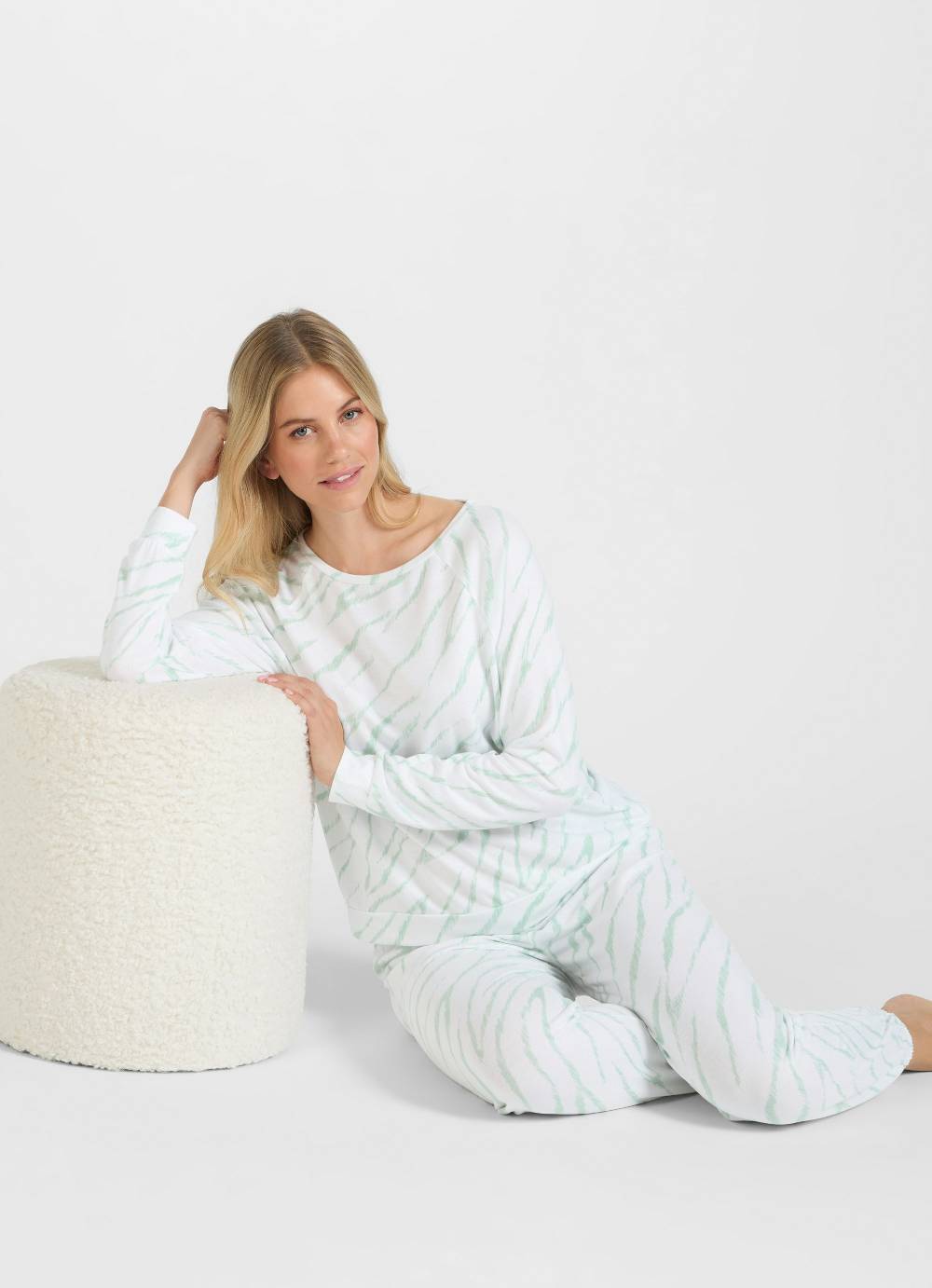 Juvia Nightwear - Sweatshirt