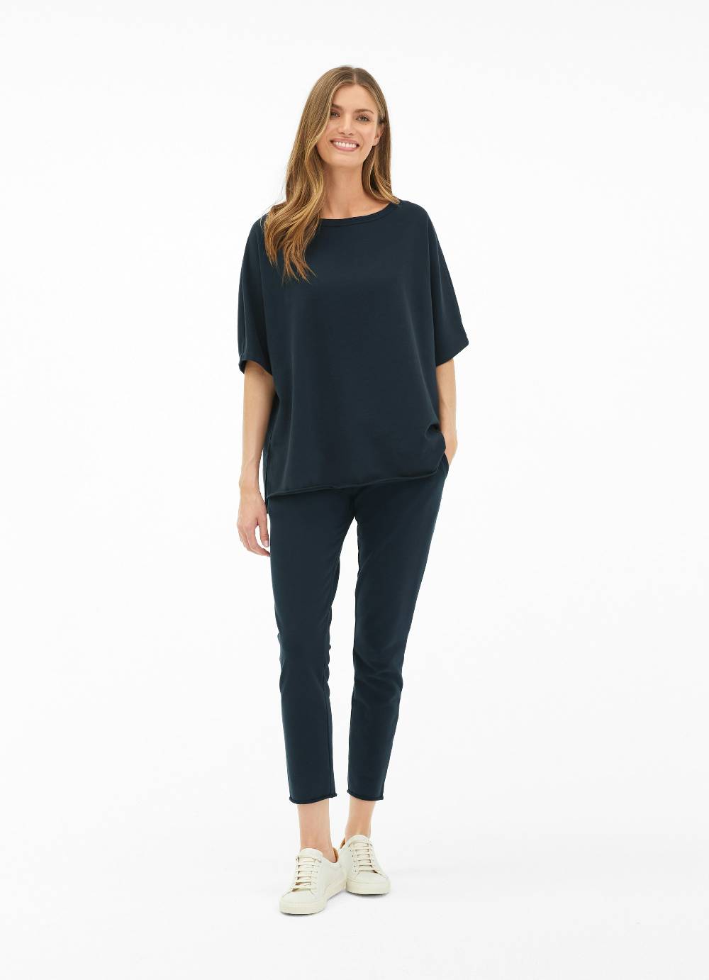 Juvia Oversized Sweat - Cape