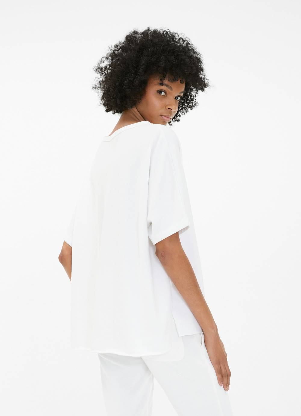 Juvia Oversized Sweat - Cape