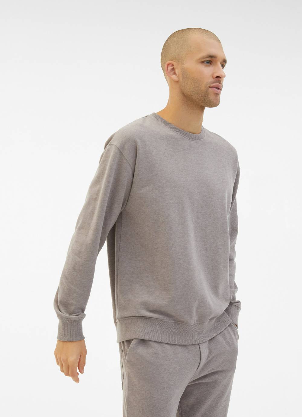 Juvia Oversized - Sweatshirt