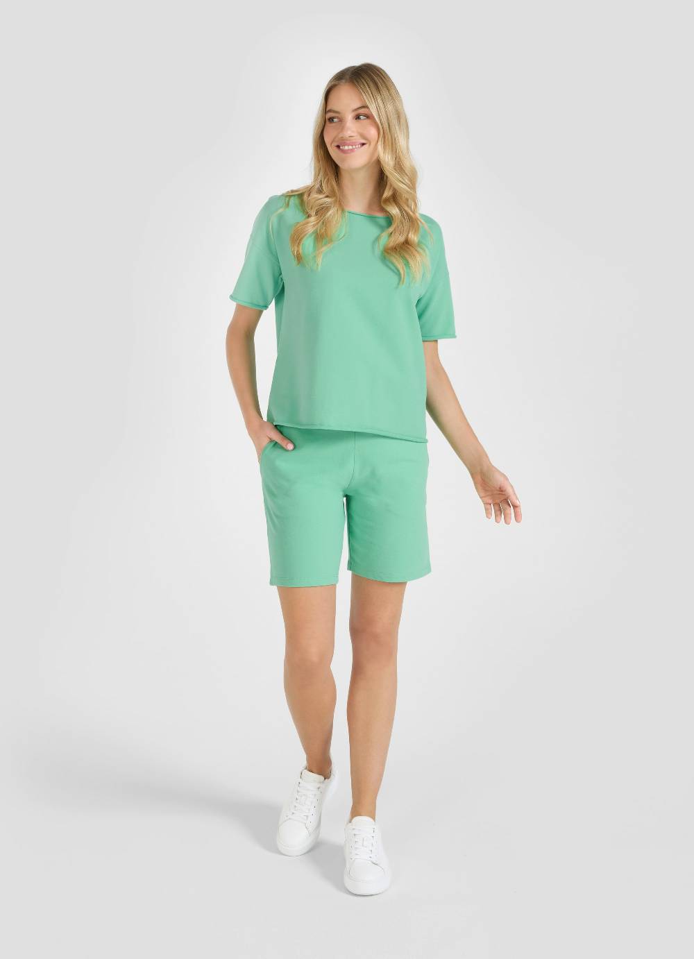 Juvia Oversized - Sweatshirt