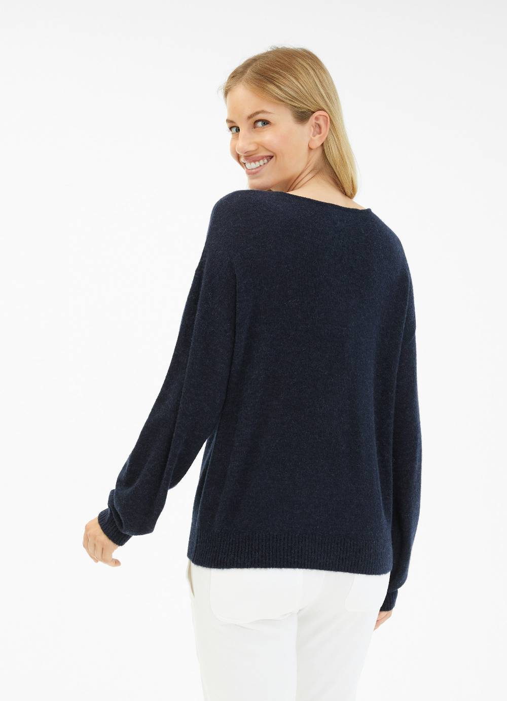 Juvia Pullover