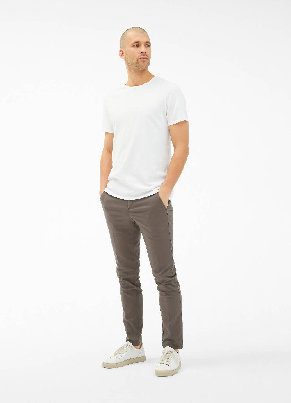 Juvia Regular Fit - Chino