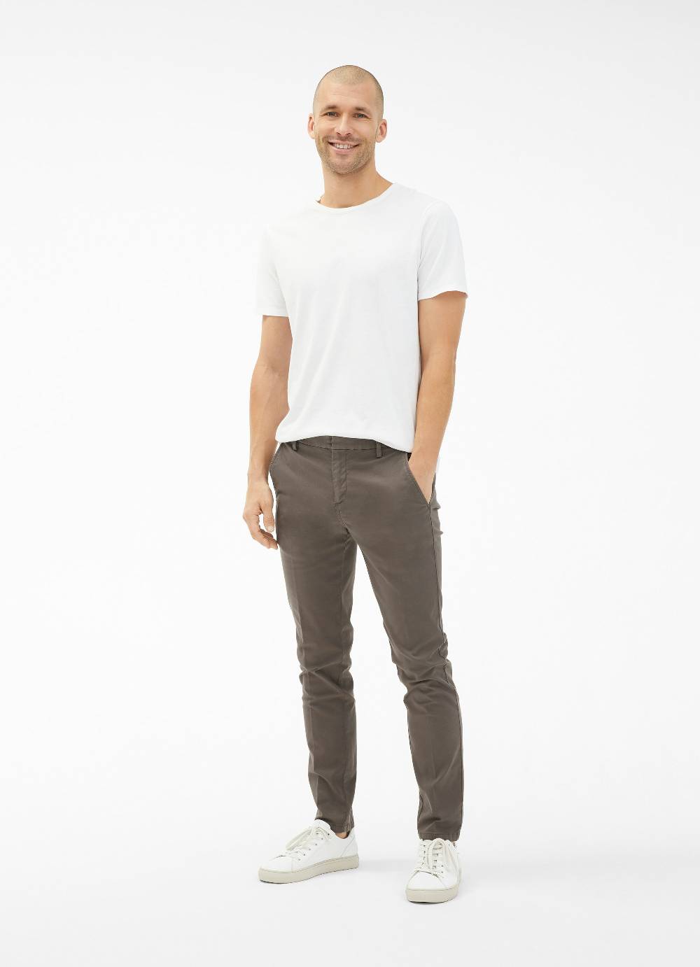 Juvia Regular Fit - Chino