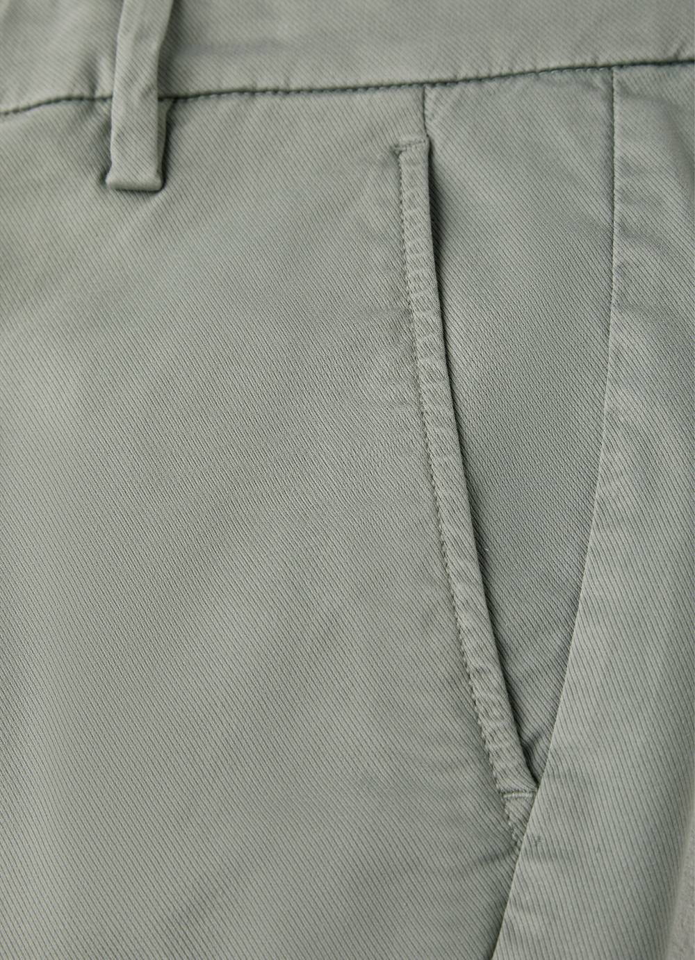 Juvia Regular Fit - Chino