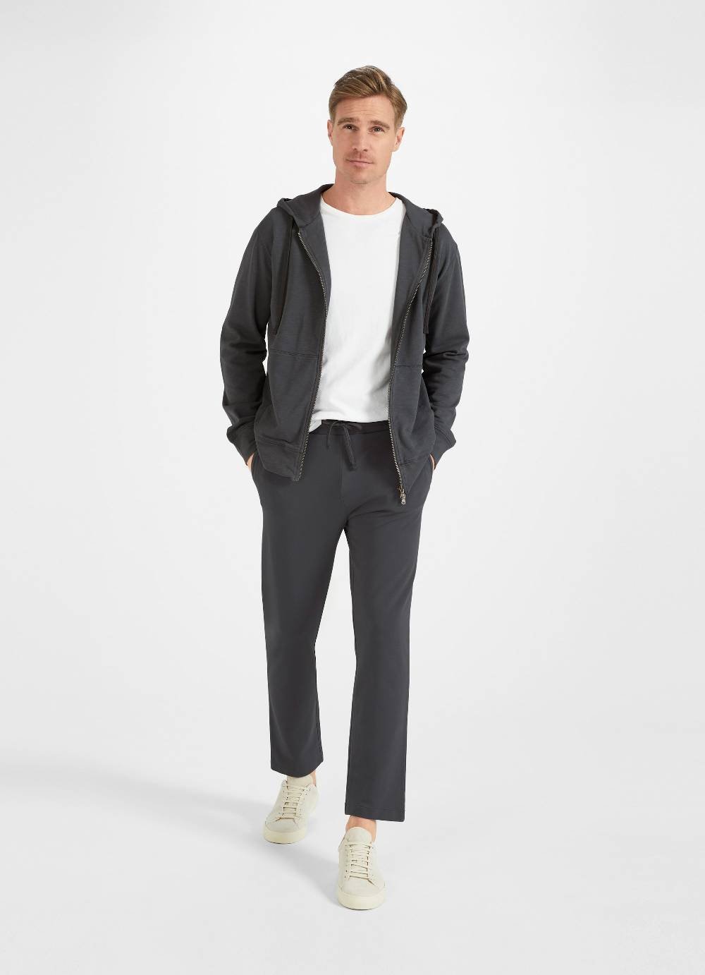Juvia Regular Fit - Sweatpants