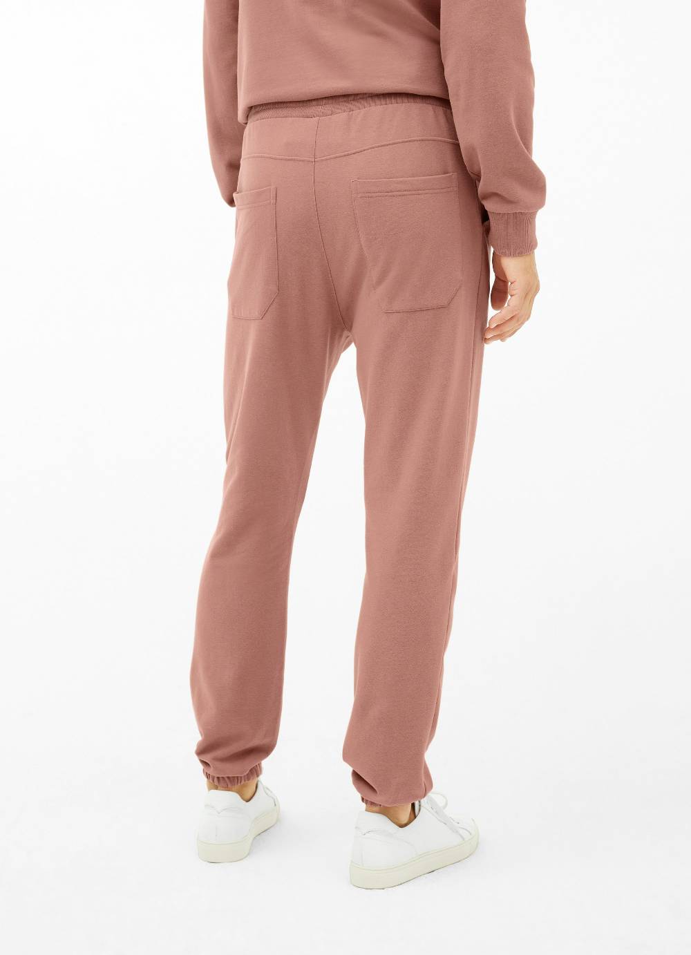 Juvia Regular Fit - Sweatpants