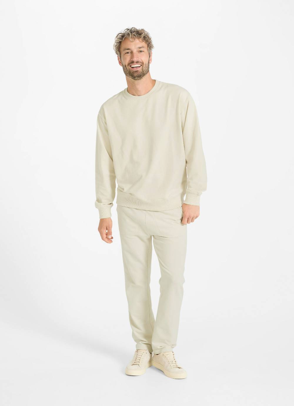 Juvia Regular Fit - Sweatpants