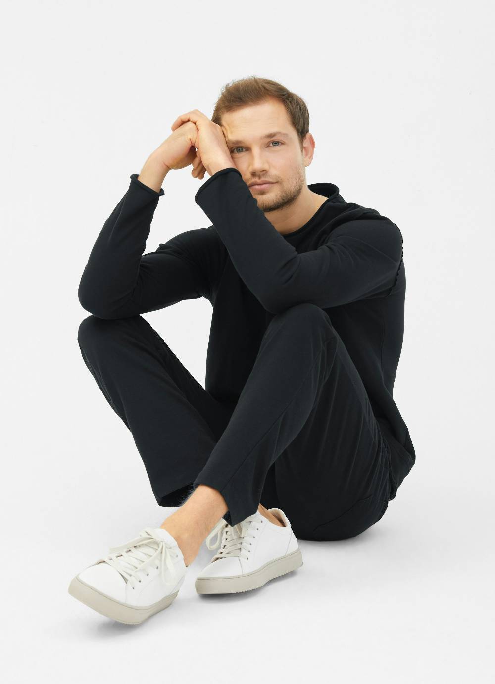 Juvia Regular Fit - Sweatpants