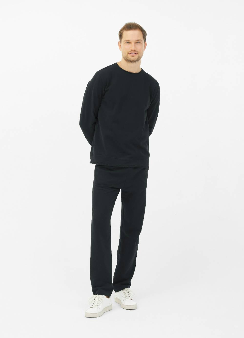 Juvia Regular Fit - Sweatpants