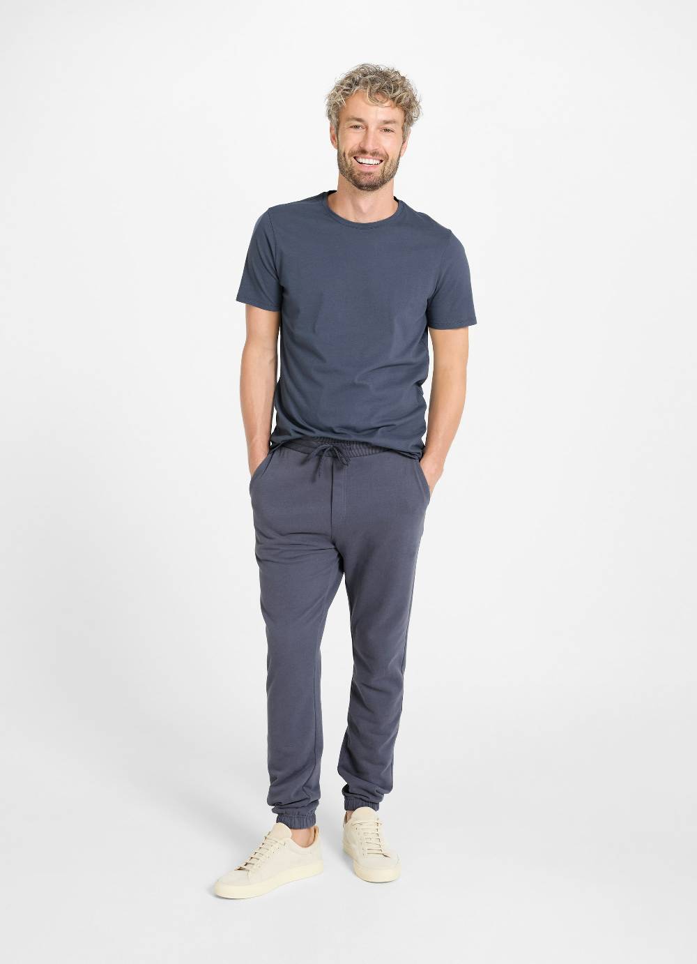 Juvia Regular Fit - Sweatpants