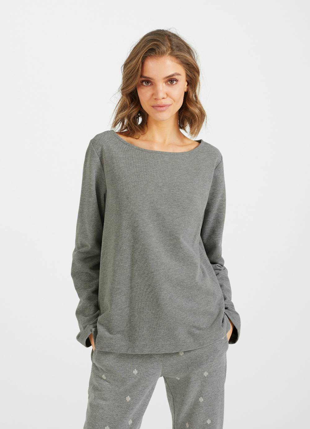 Juvia Slim Fit - Sweater