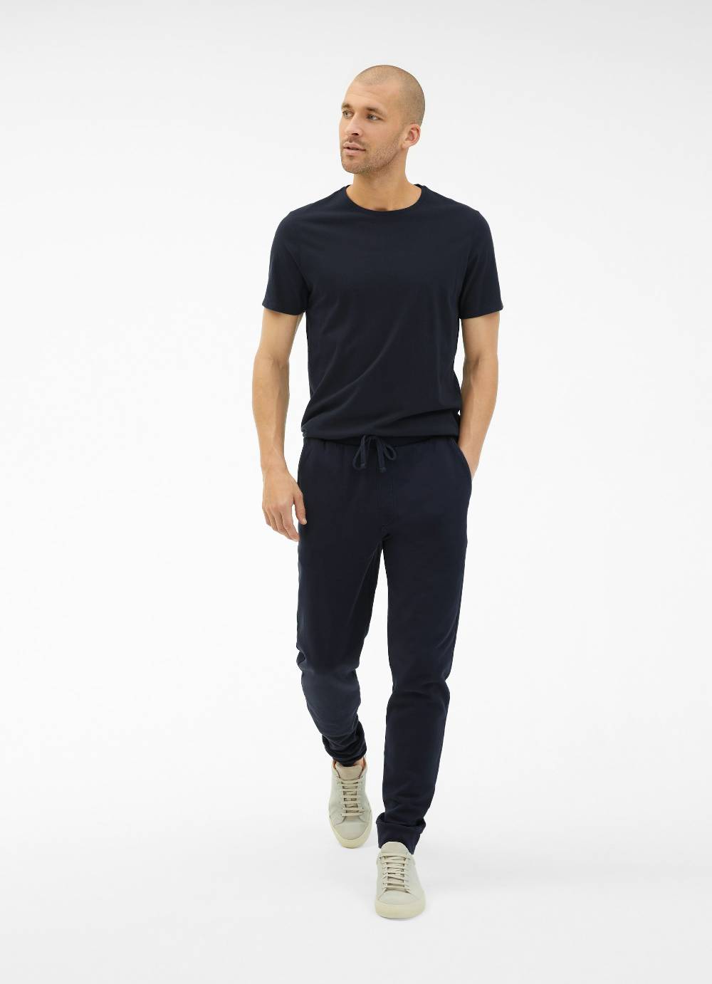 Juvia Slim Fit - Sweatpants