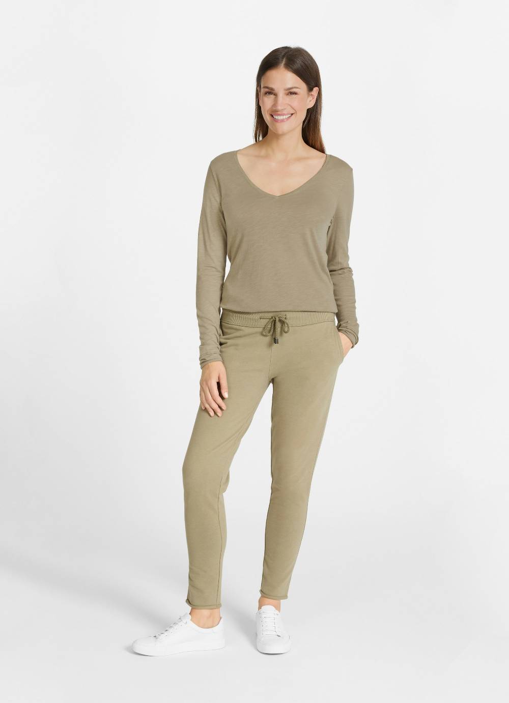 Juvia Slim Fit - Sweatpants