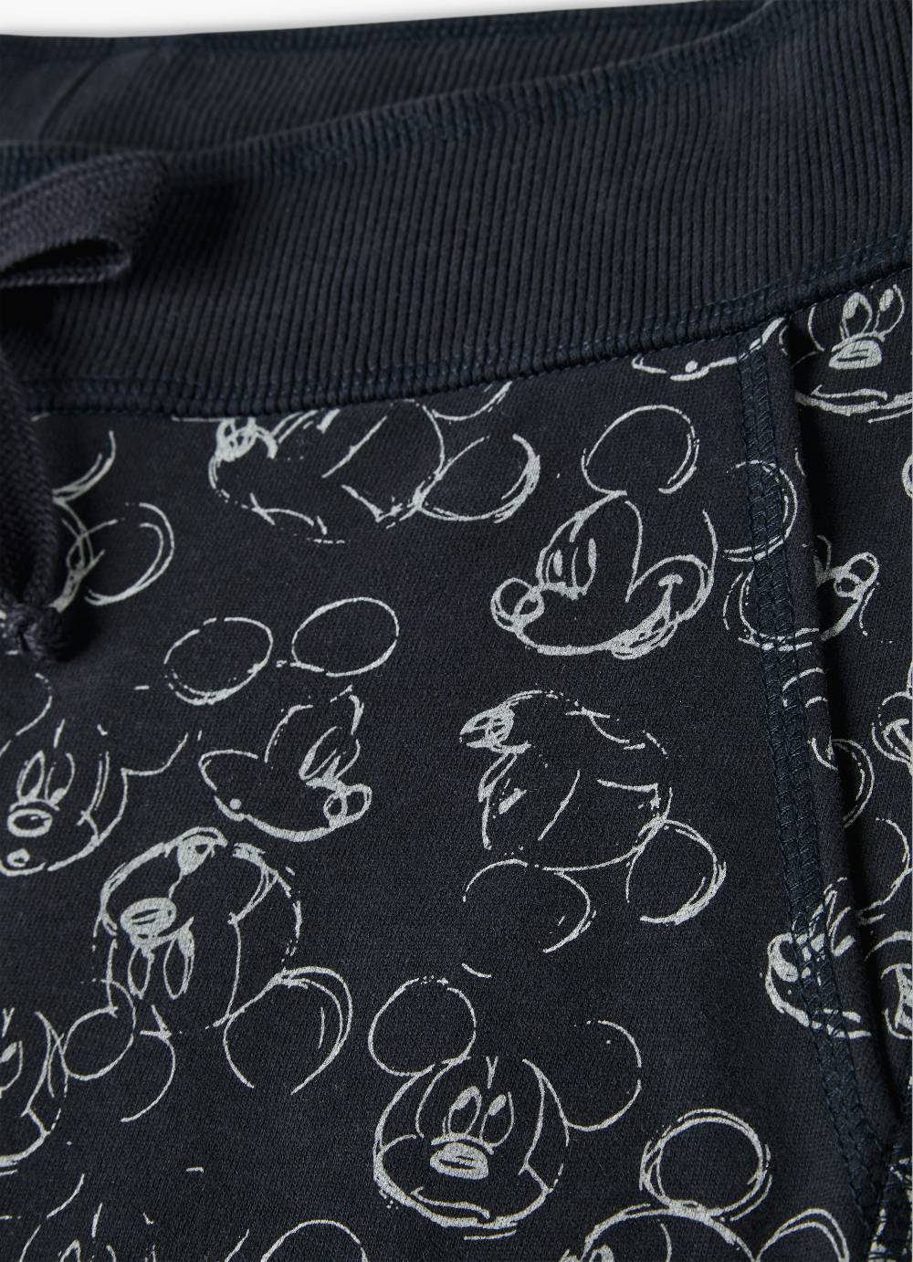 Juvia Slim Fit - Sweatpants