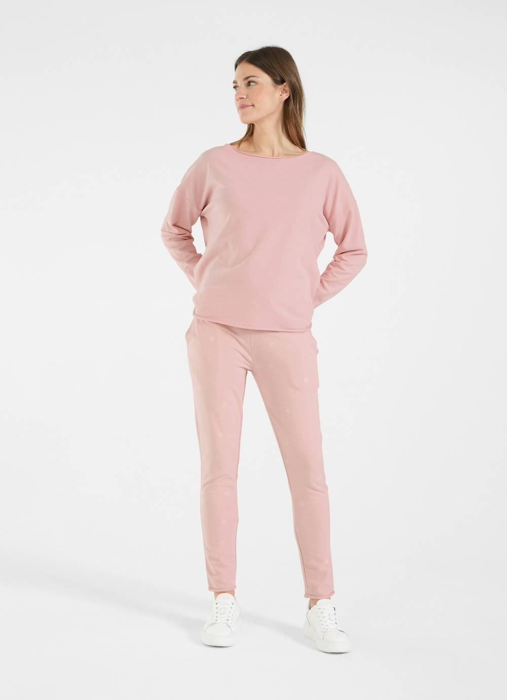 Juvia Slim Fit - Sweatpants