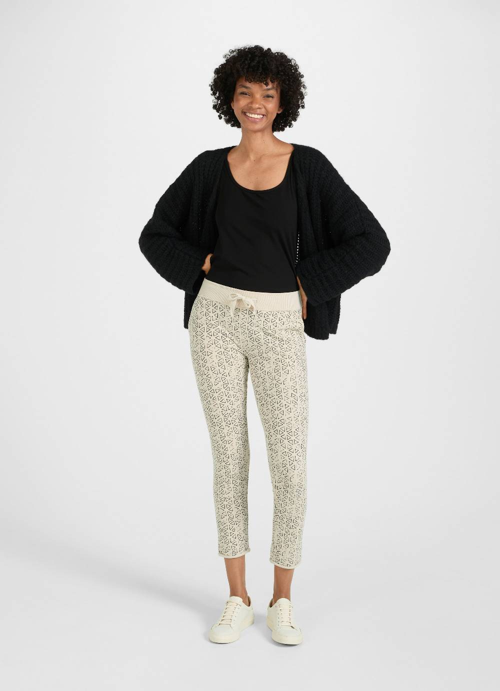 Juvia Slim Fit - Sweatpants