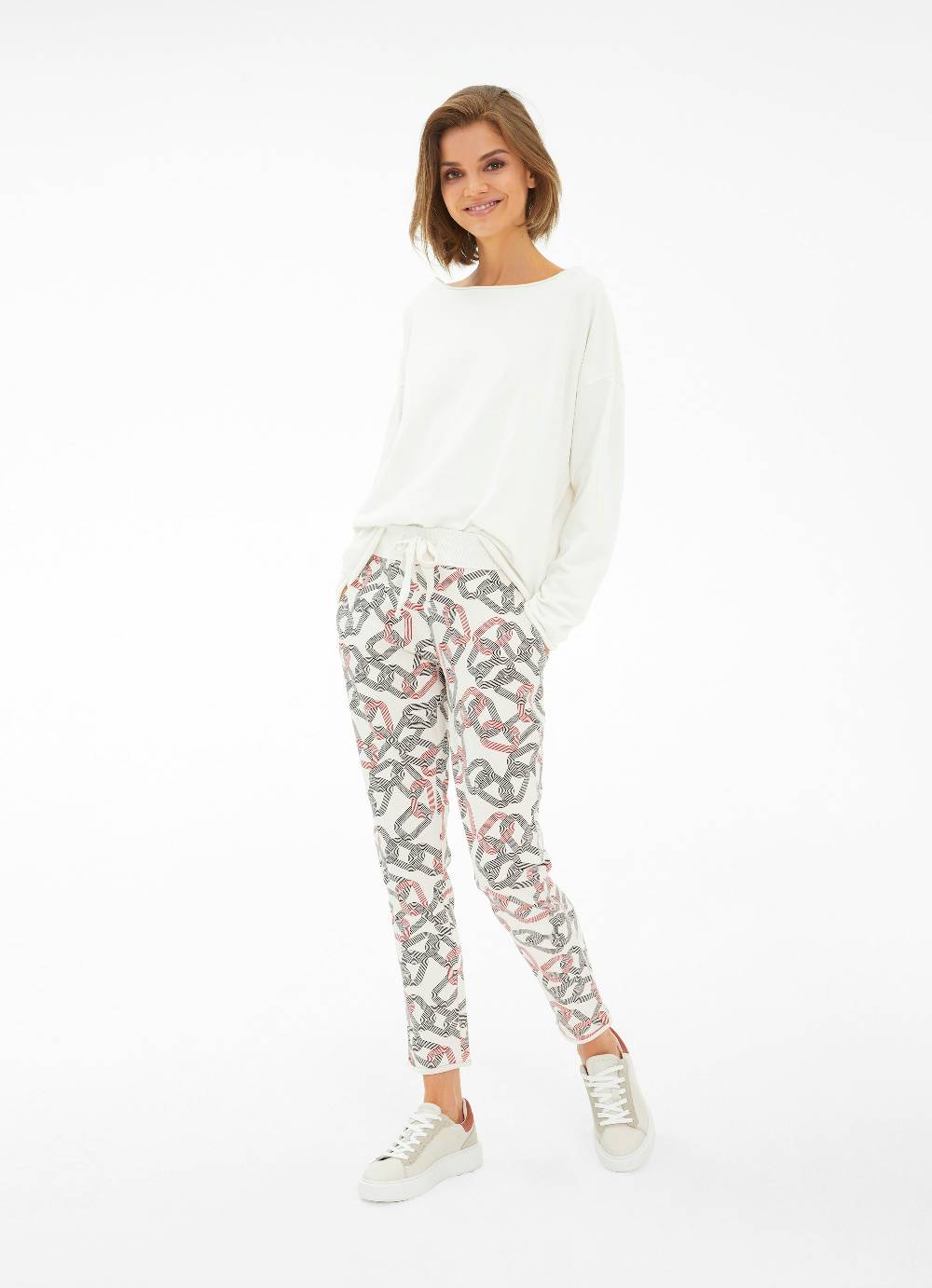 Juvia Slim Fit - Sweatpants