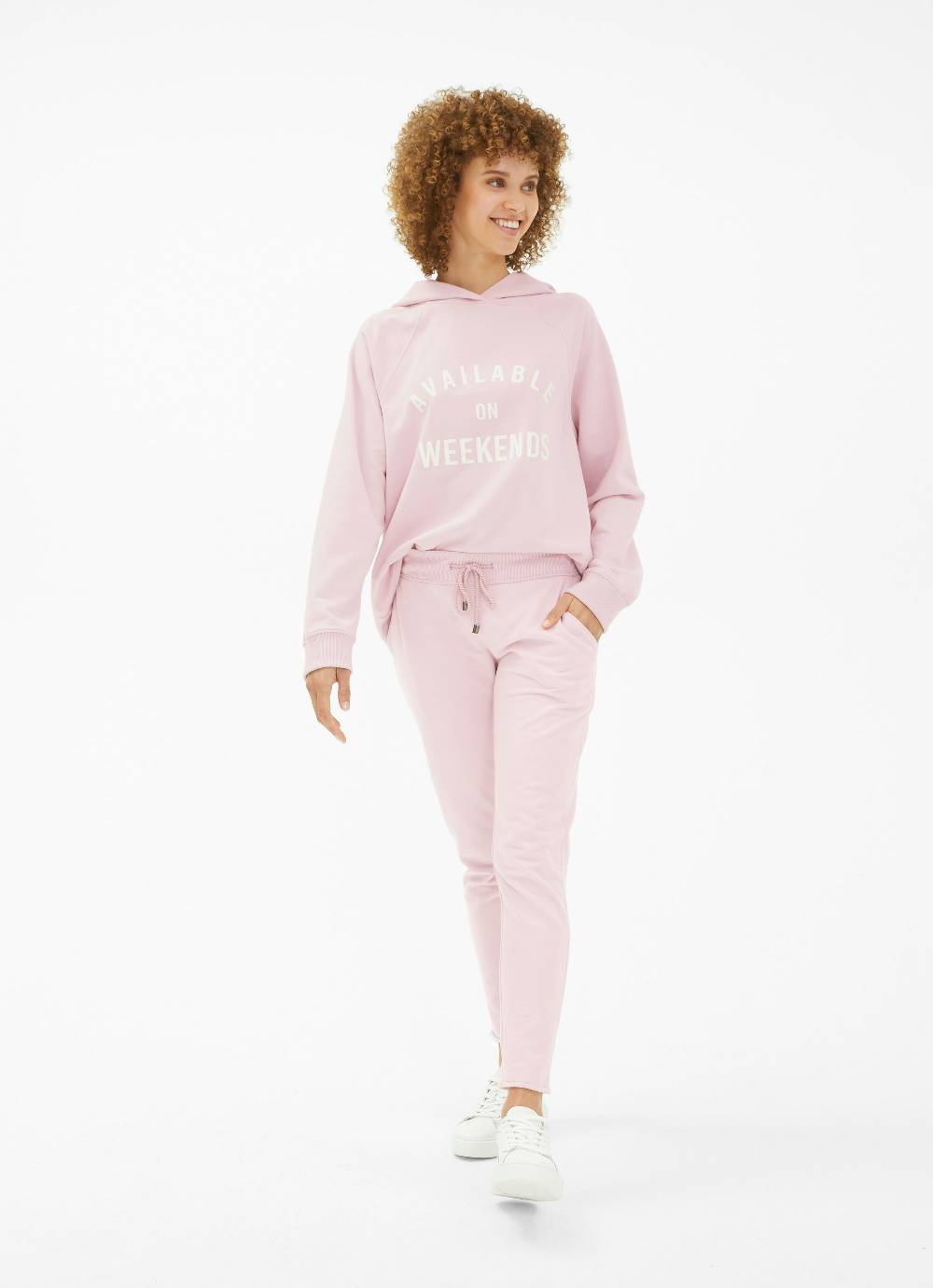 Juvia Slim Fit - Sweatpants