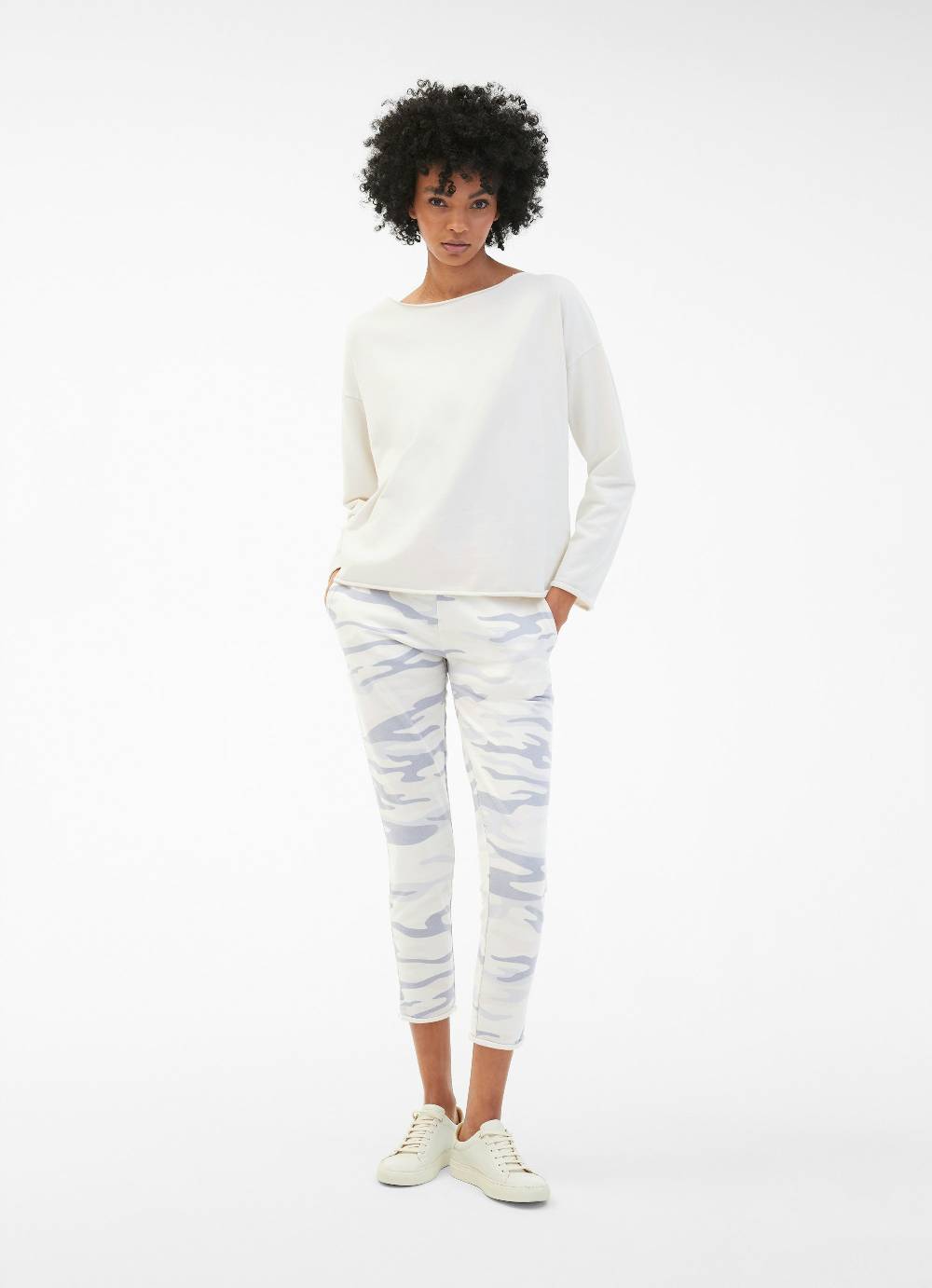 Juvia Slim Fit - Sweatpants
