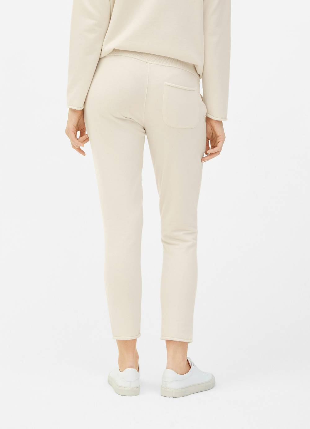 Juvia Slim Fit - Sweatpants