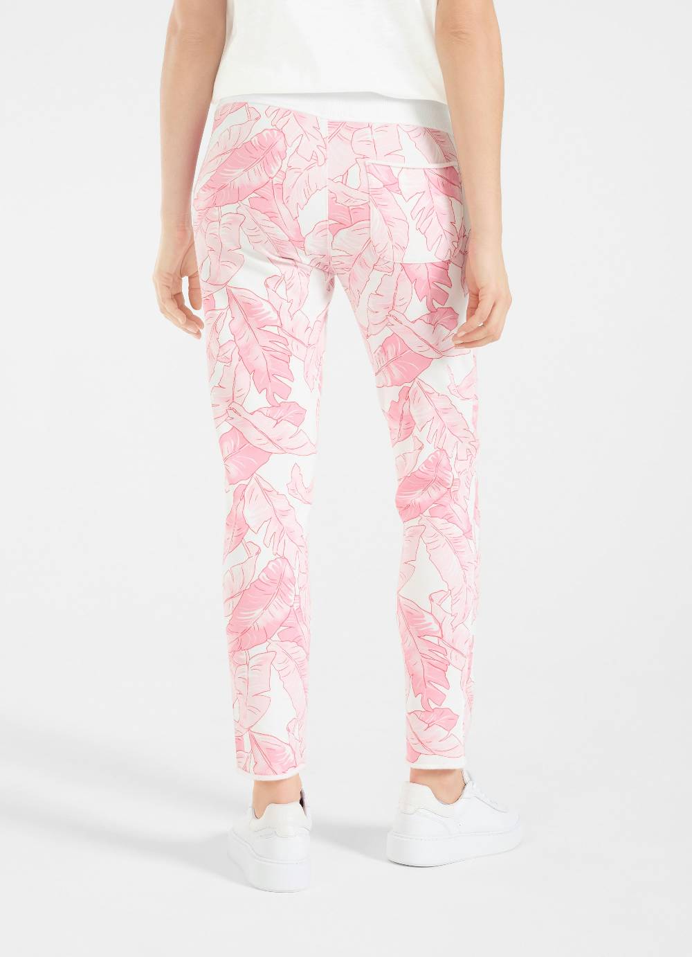 Juvia Slim Fit - Sweatpants