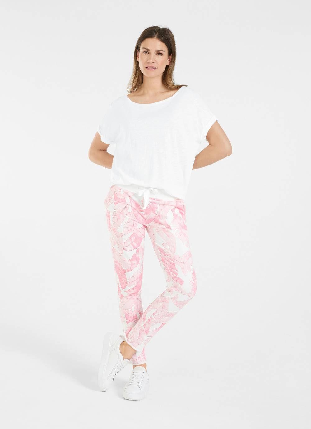 Juvia Slim Fit - Sweatpants