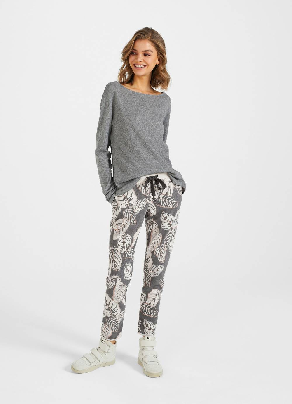 Juvia Slim Fit - Sweatpants