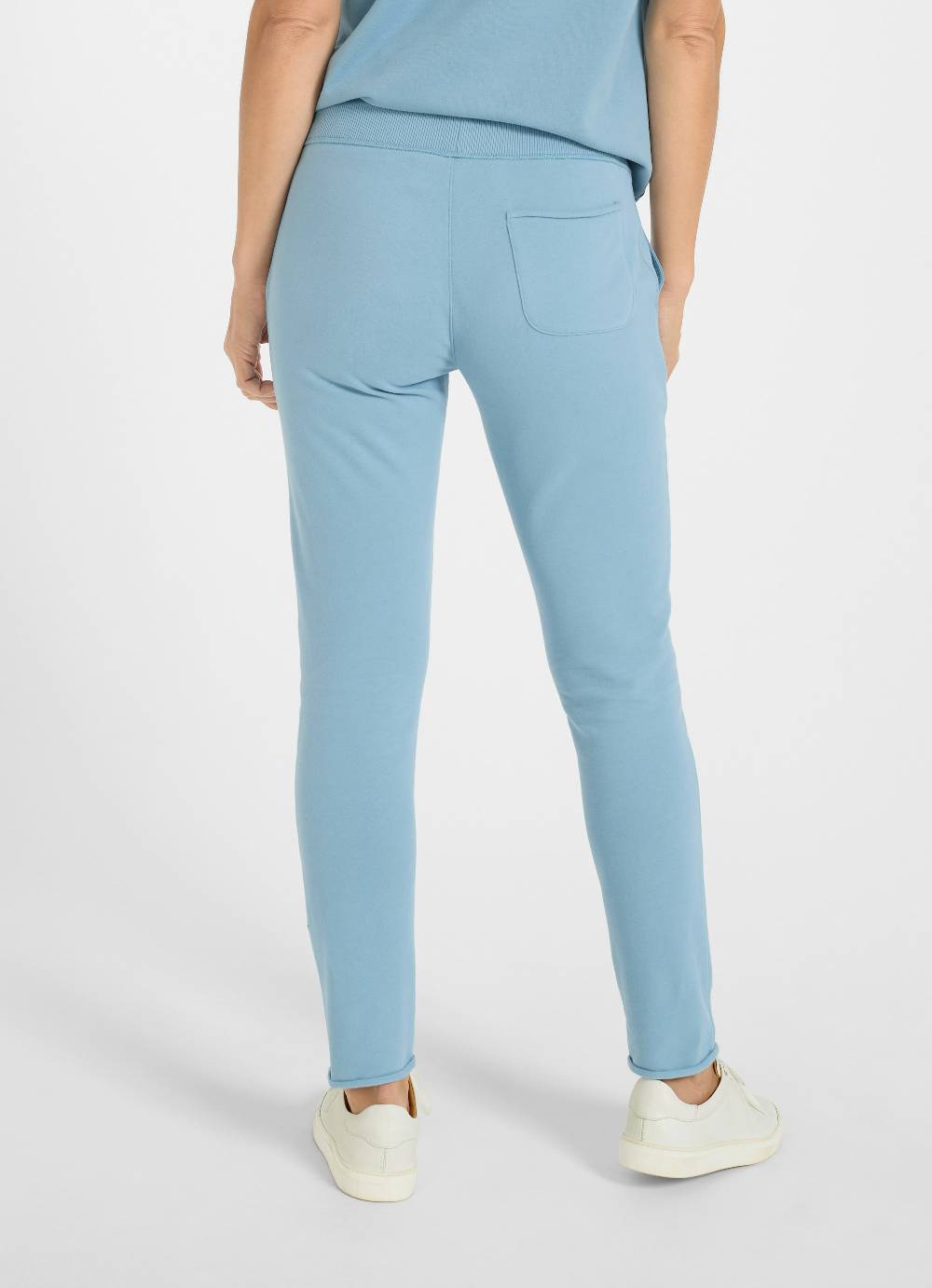 Juvia Slim Fit - Sweatpants