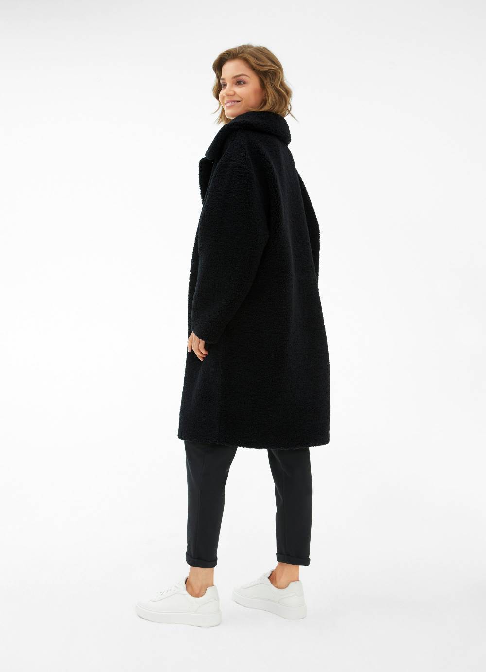 Juvia Teddyfell - Mantel