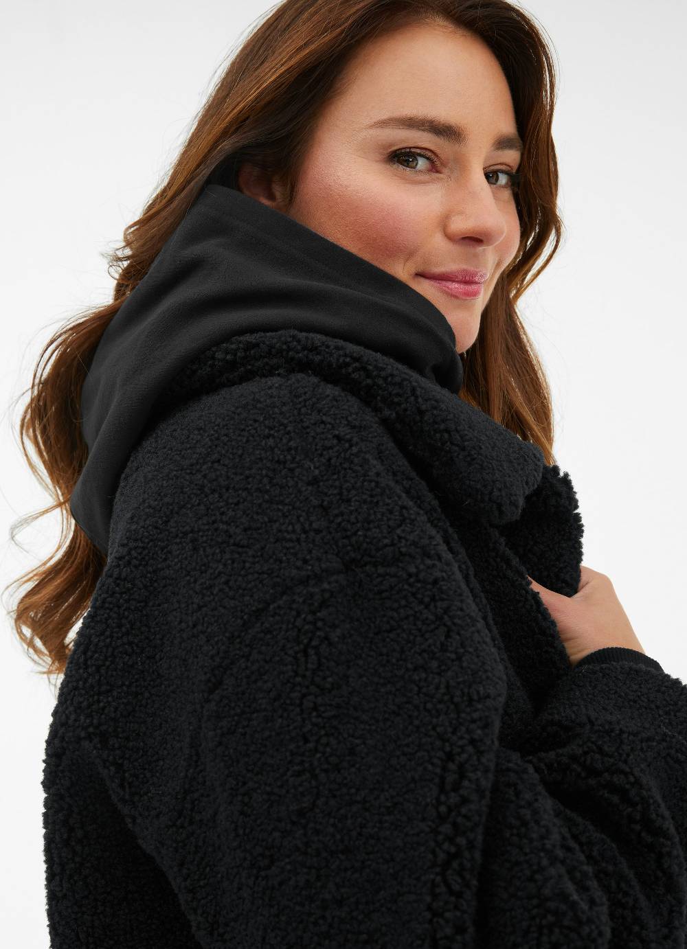 Juvia Teddyfell - Mantel