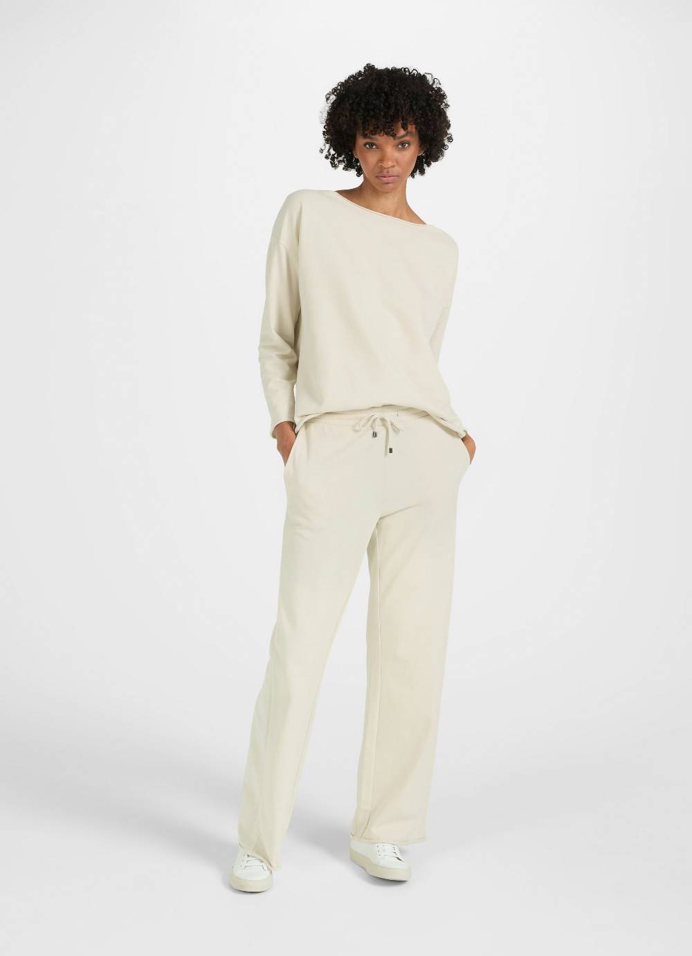 Juvia Wide Leg Fit - Sweatpants
