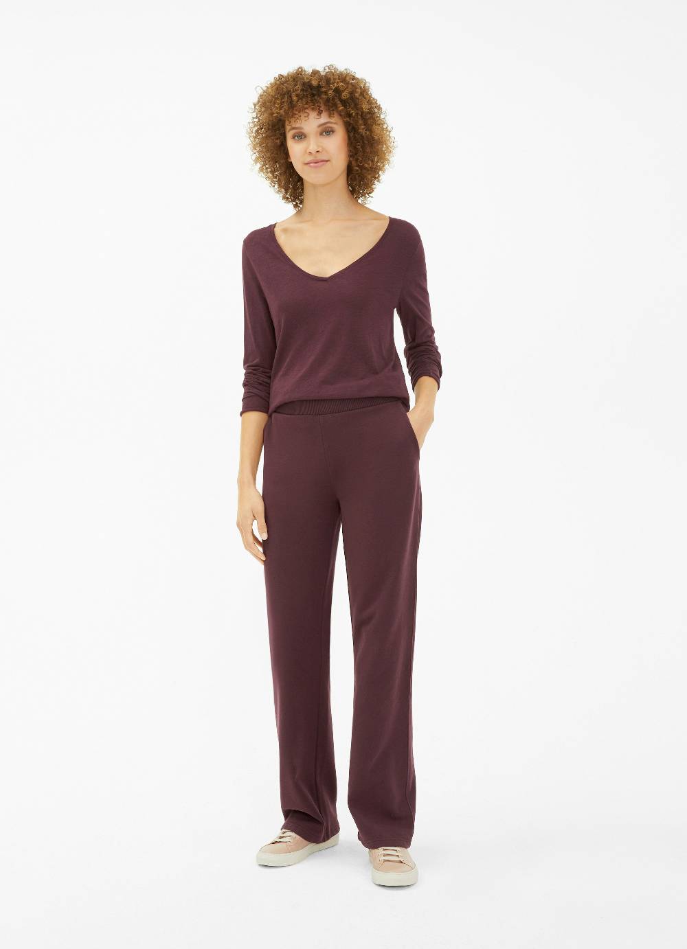 Juvia Wide Leg Fit - Sweatpants