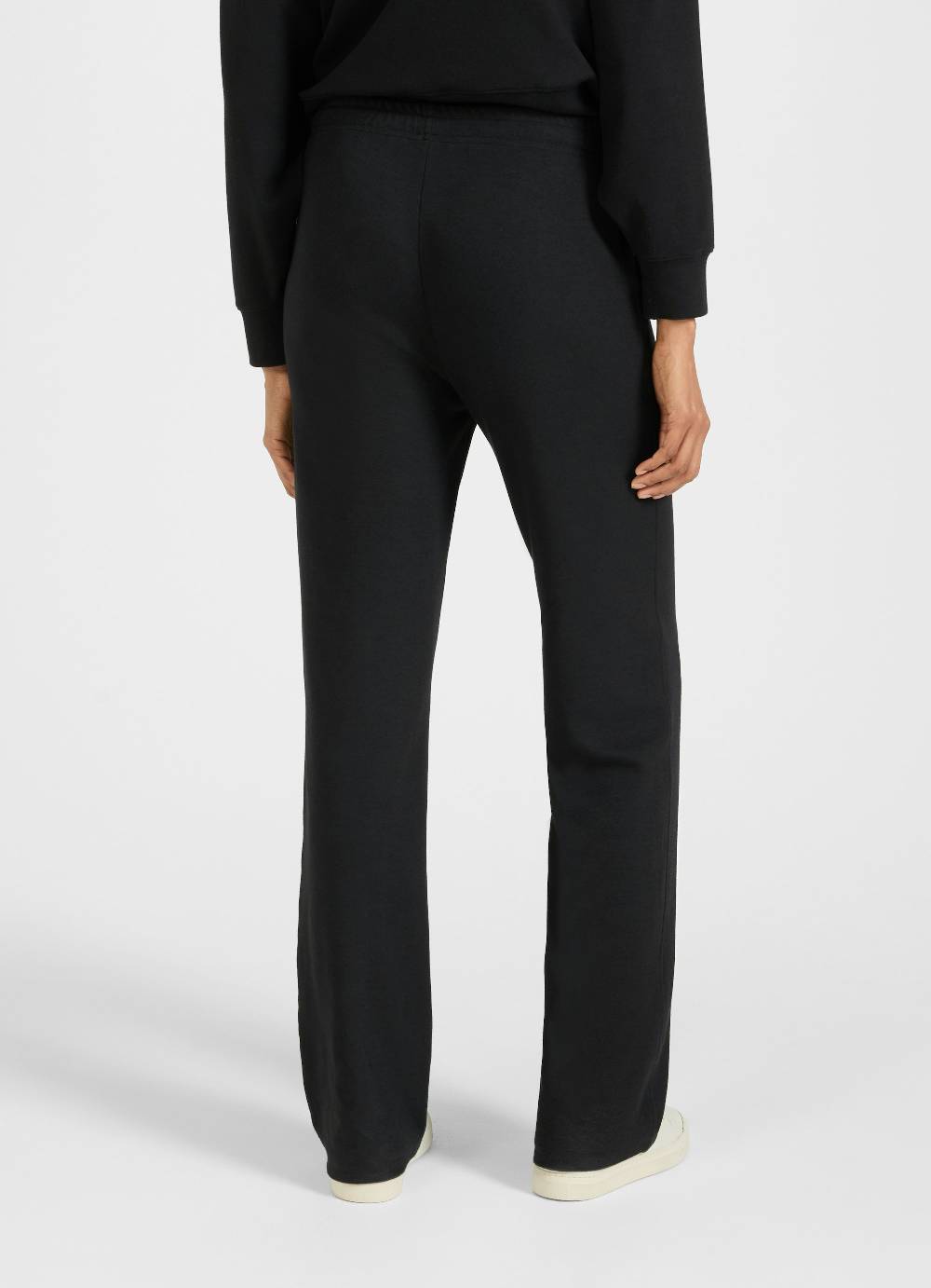 Juvia Wide Leg Fit - Sweatpants