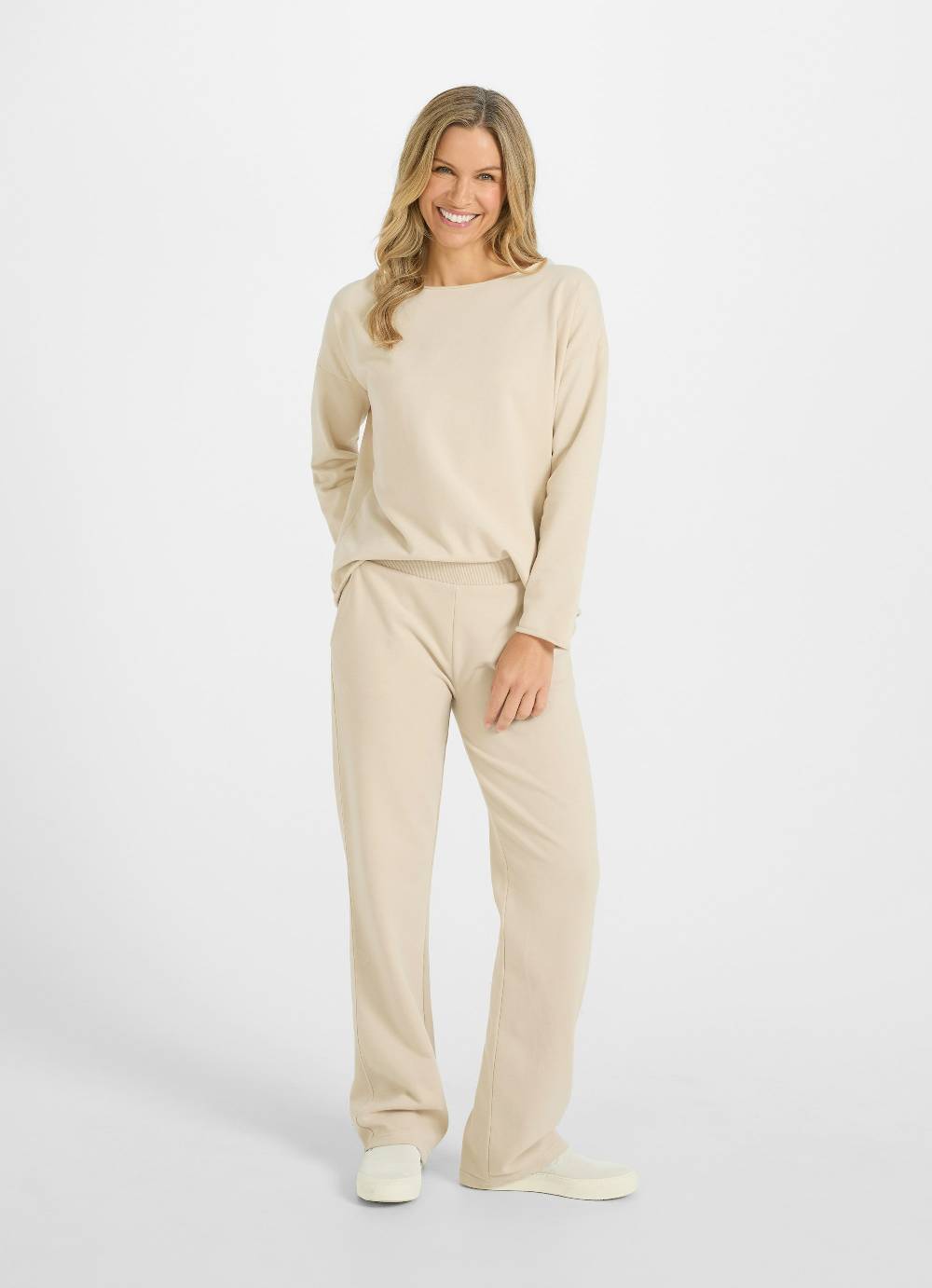 Juvia Wide Leg Fit - Sweatpants