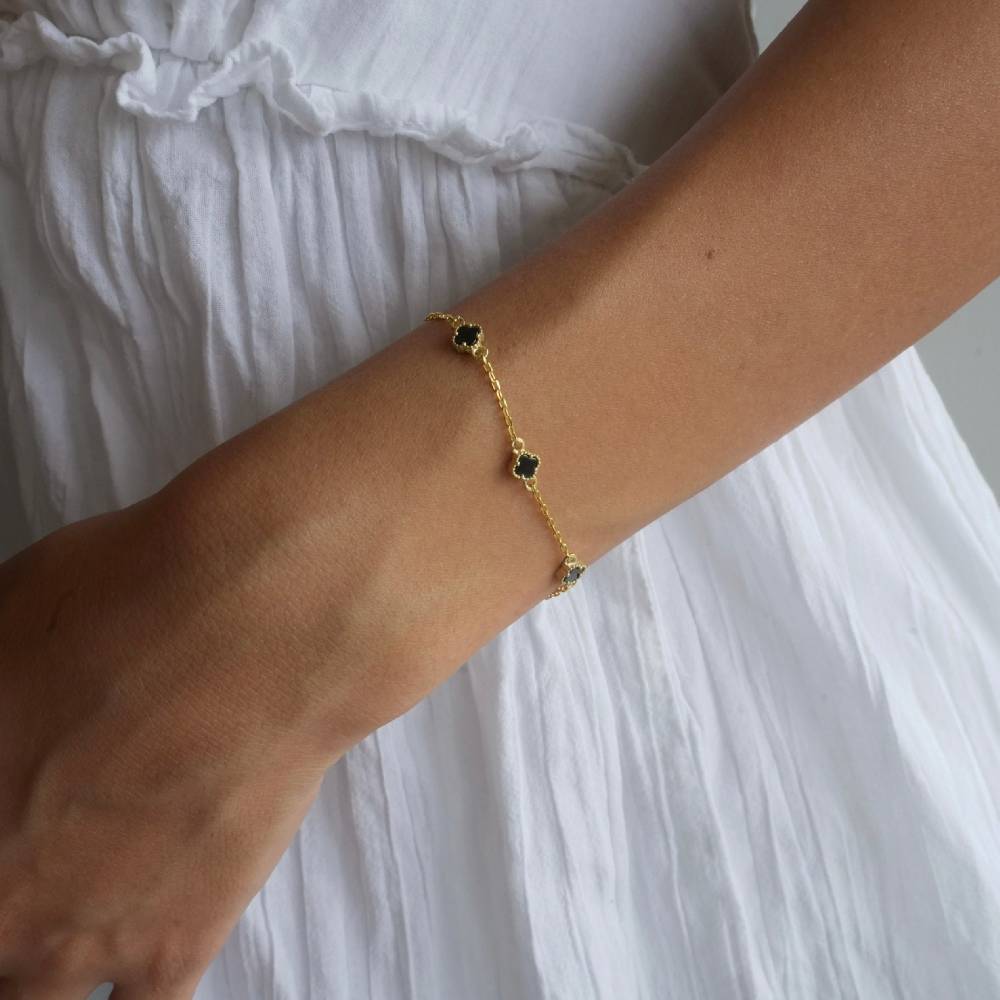 Kardelen MINIMAL SCHWARZE KLEE ARMKETTE - 925 SILBER