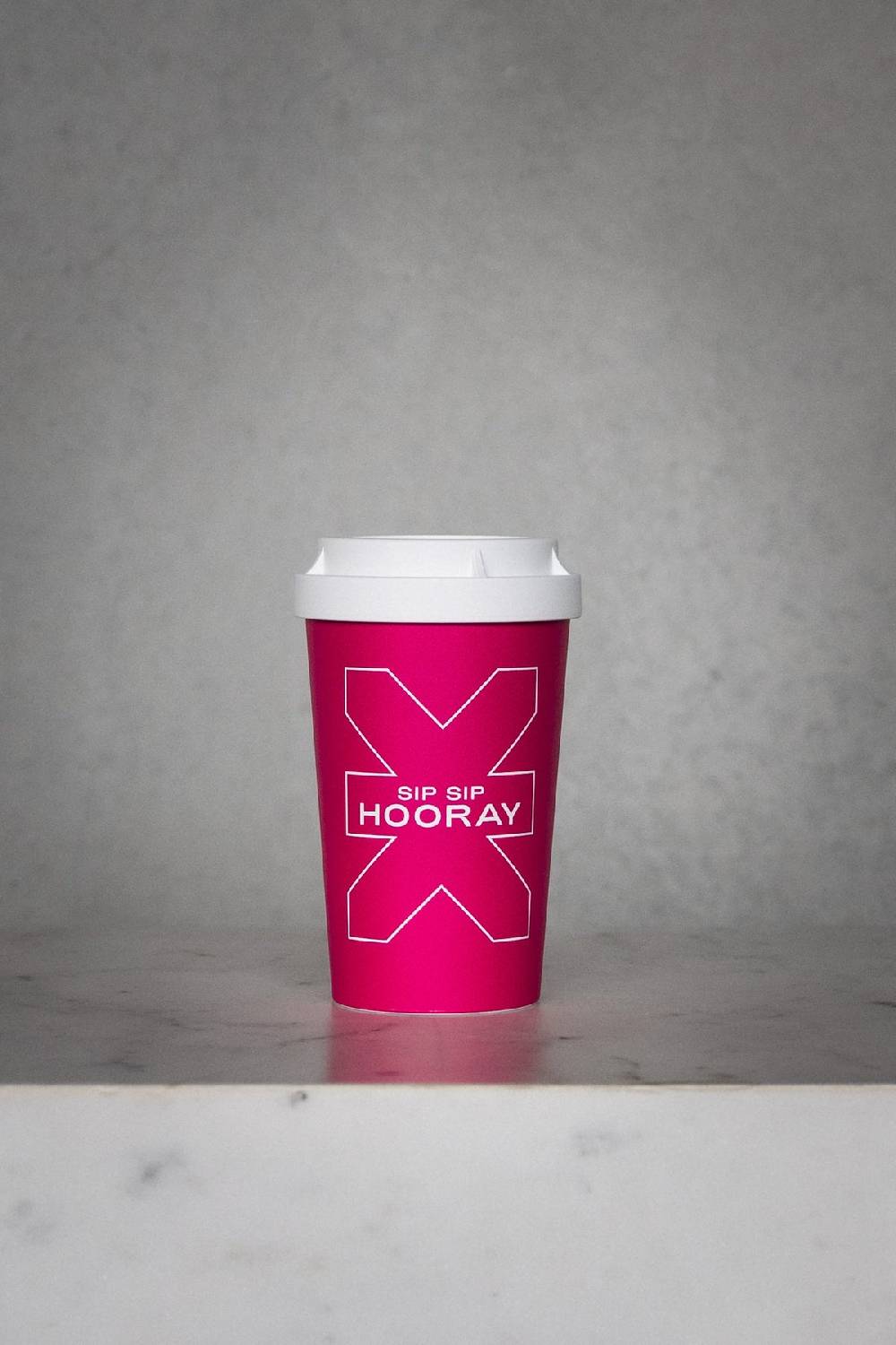 Karo Kauer Coffee Cup Pink – Café Edition