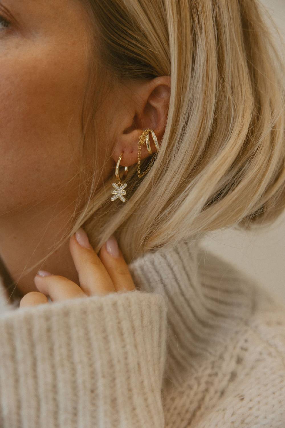 Karo Kauer Earcuff Chain Gold