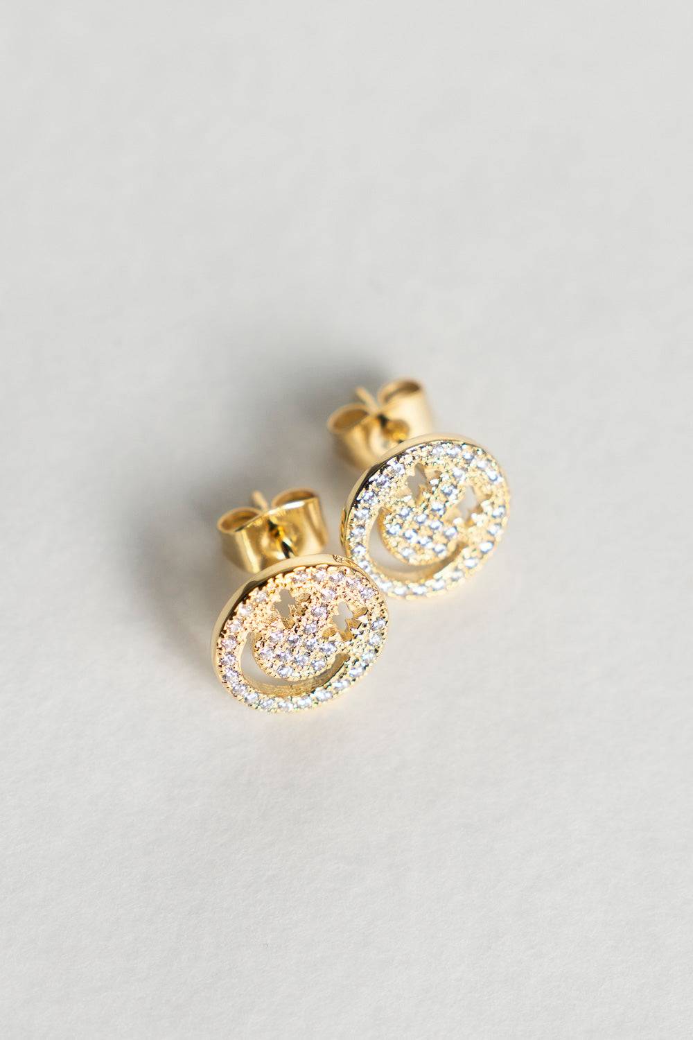 Karo Kauer Smile Studs Sparkle Gold