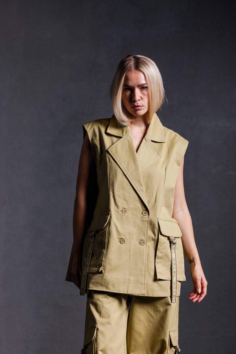 Karo Kauer Vest Khaki