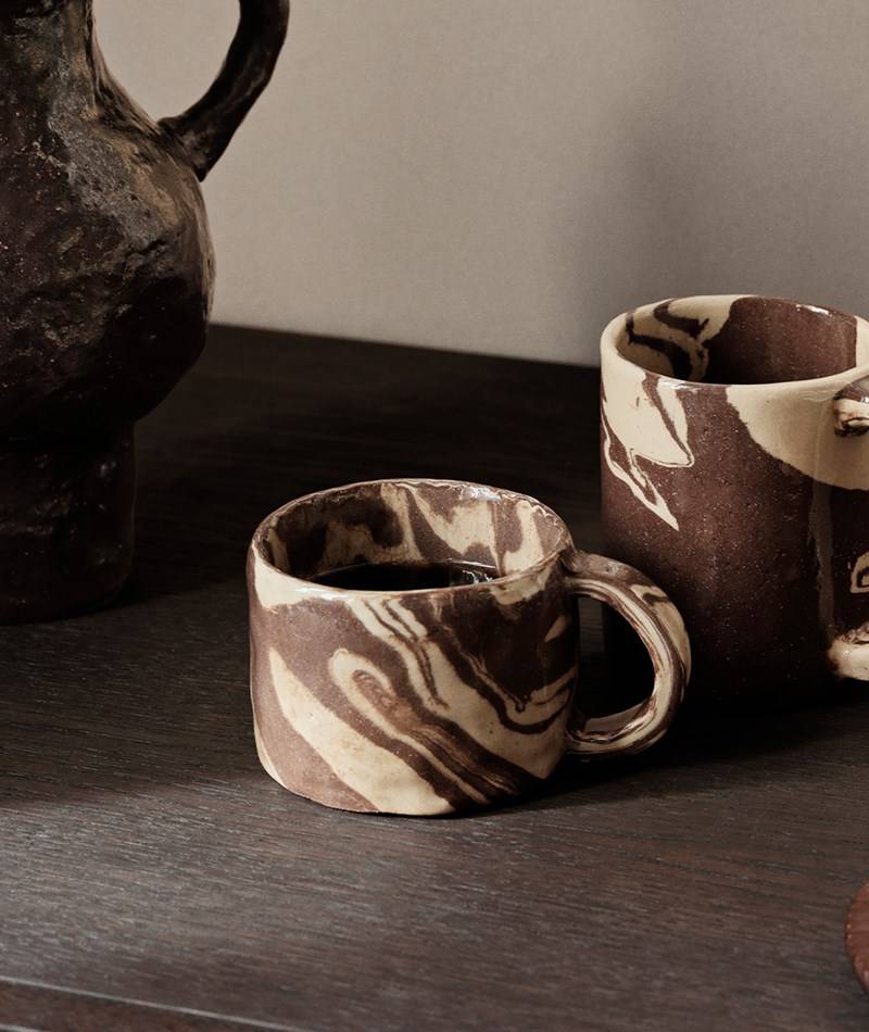 Kauf Dich Glücklich FERM LIVING Ryu Tasse gemustert