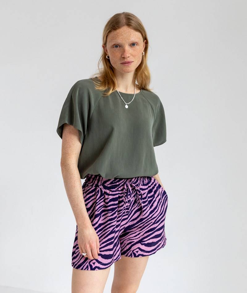 Kauf Dich Glücklich MBYM Damila-M T-Shirt Grün