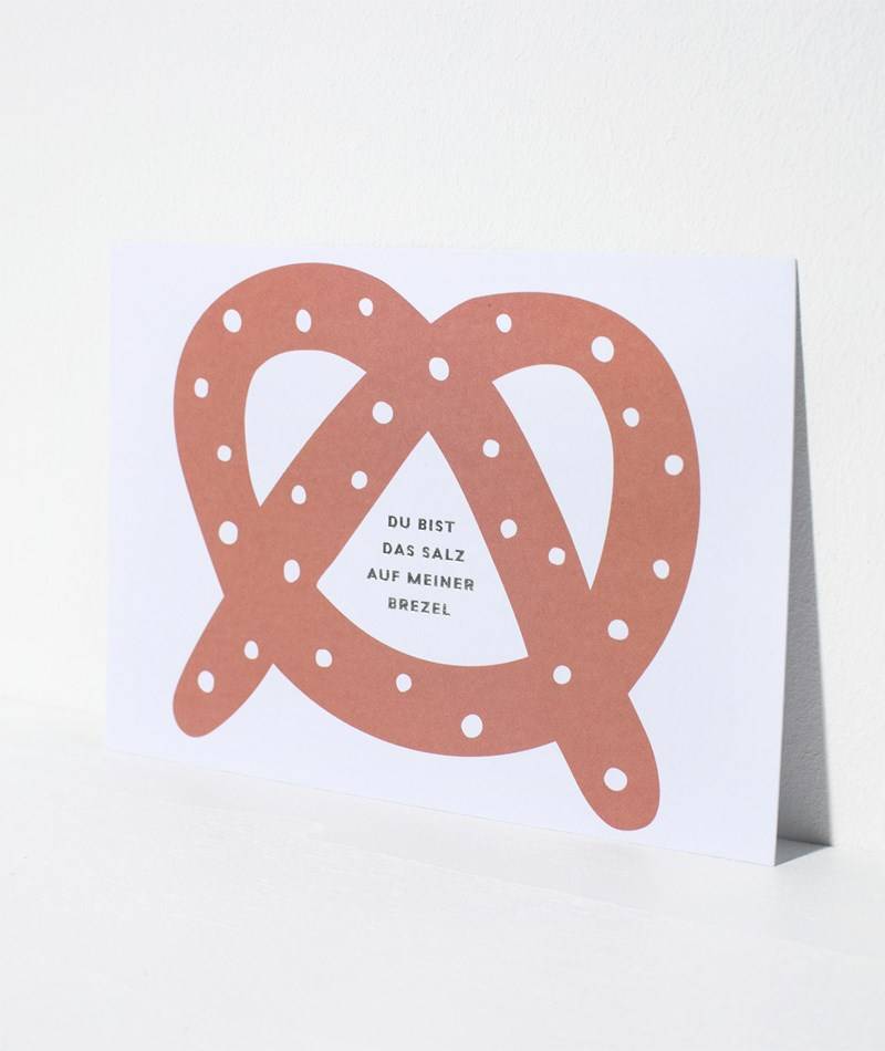 KAUF DICH GLüCKLICH Postkarte Brezel Weiü