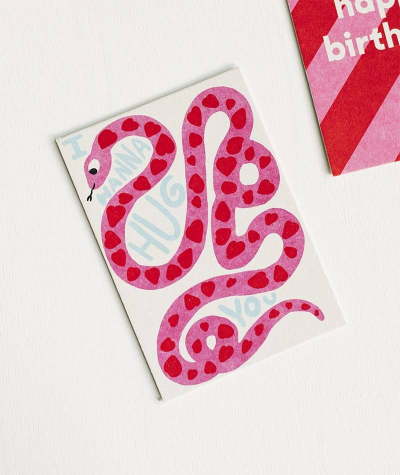 KAUF DICH GLüCKLICH Postkarte I Wanna Hug You mehrfarbig