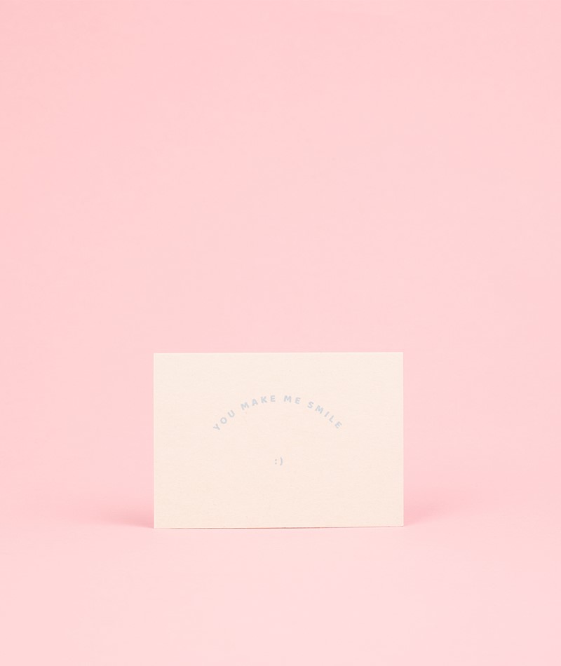 KAUF DICH GLüCKLICH Postkarte You Make Me Smile